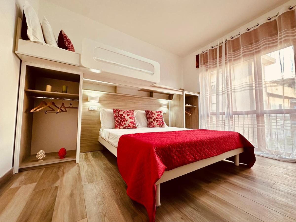 B&B The Sea - Family Rooms - Free Parking Тропеа Екстер'єр фото