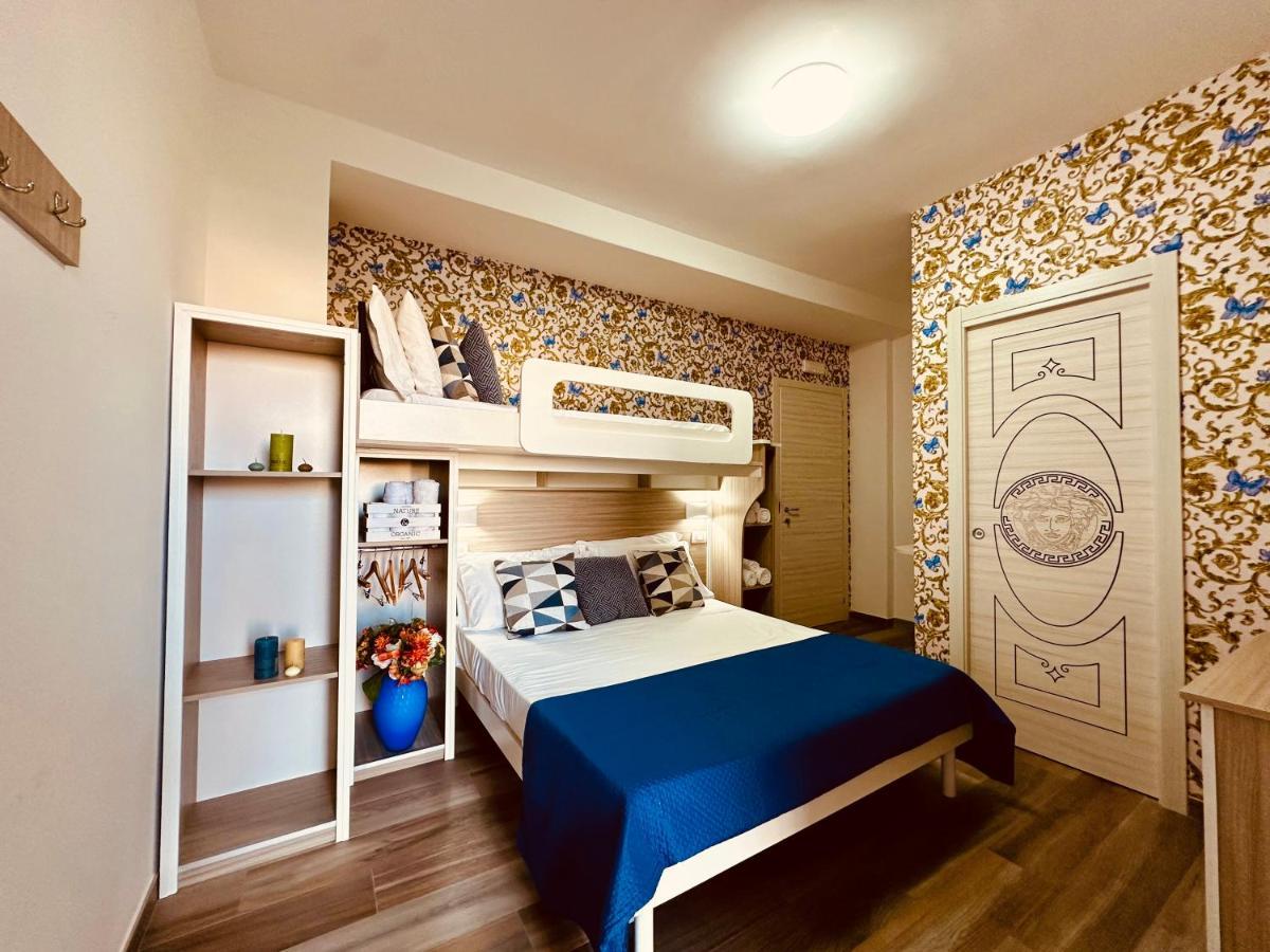B&B The Sea - Family Rooms - Free Parking Тропеа Екстер'єр фото