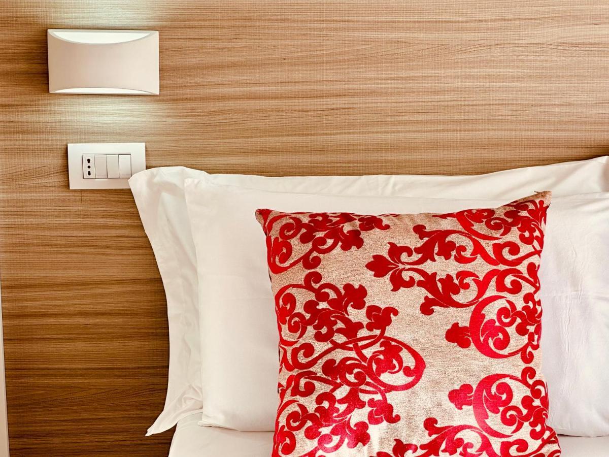 B&B The Sea - Family Rooms - Free Parking Тропеа Екстер'єр фото