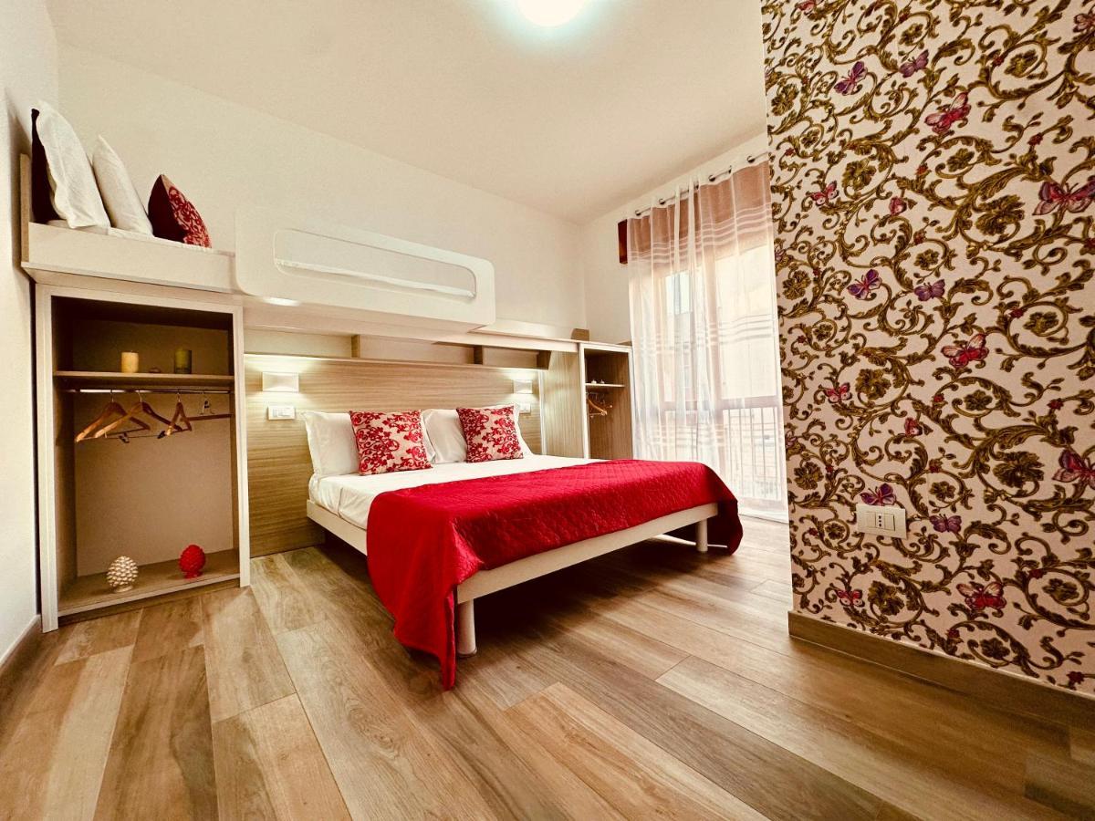 B&B The Sea - Family Rooms - Free Parking Тропеа Екстер'єр фото