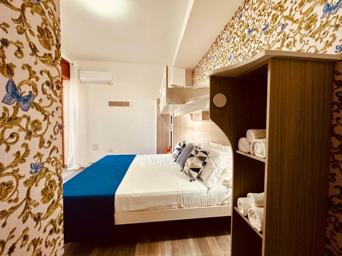 B&B The Sea - Family Rooms - Free Parking Тропеа Екстер'єр фото